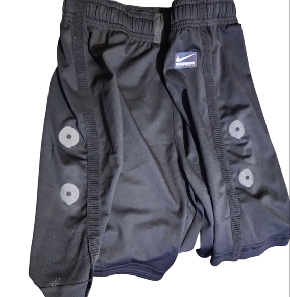 Rare Men's Black Nike NSRL Sports Research Lab Vaporknit Shorts 38 Large EUC - Picture 2 of 9